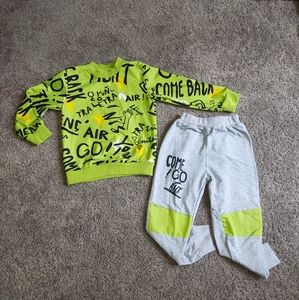 Boys sweatpants set